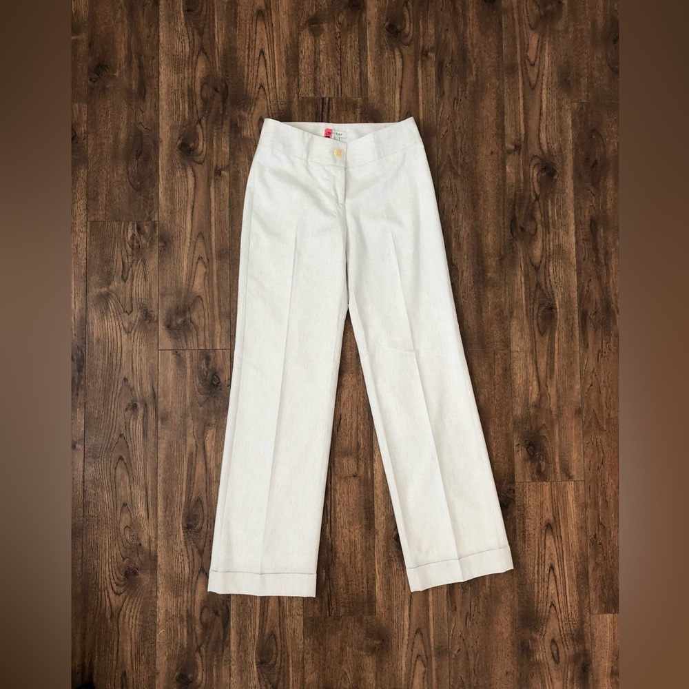 White house black market cream with silver accent stitching trouser pants size 4